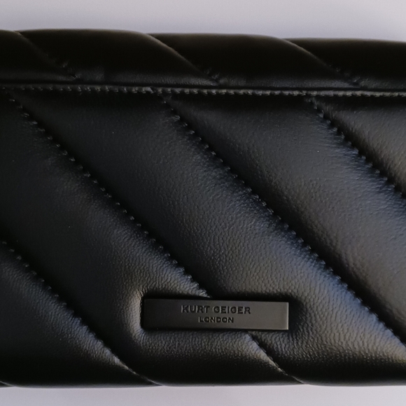 Black Leather Chain Wallet - Picture 2 of 7
